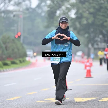 Runner Photo 7036106