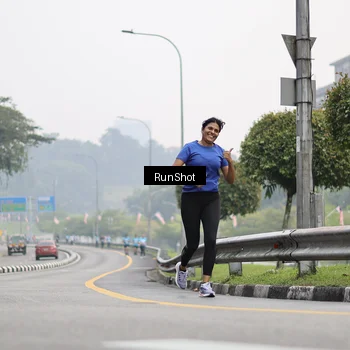 Runner Photo 7036142