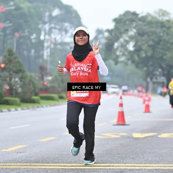 Runner Photo 7036145