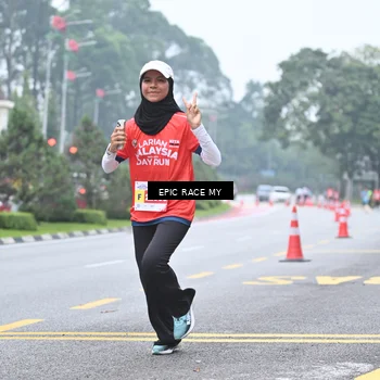 Runner Photo 7036147