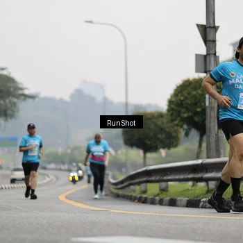 Runner Photo 7036170