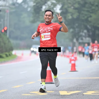 Runner Photo 7036188