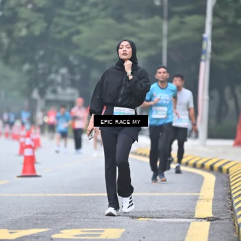 Runner Photo 7036195