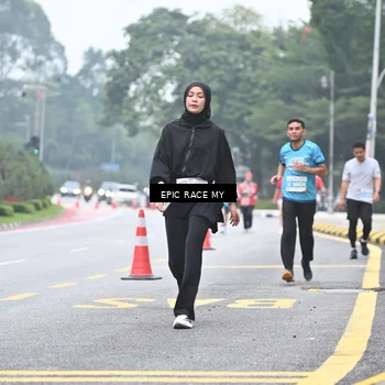 Runner Photo 7036197