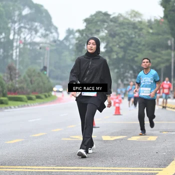 Runner Photo 7036212