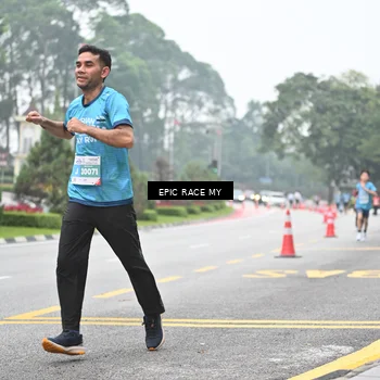 Runner Photo 7036231