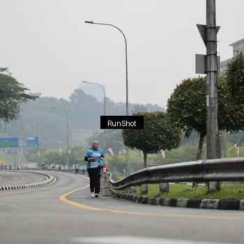 Runner Photo 7036265