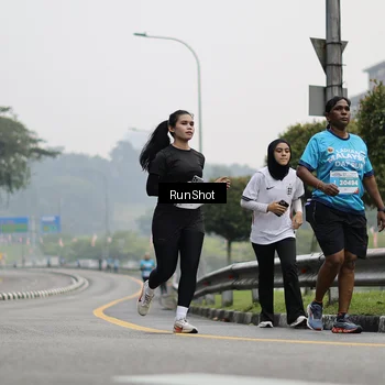 Runner Photo 7036274