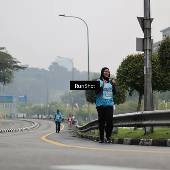 Runner Photo 7036282