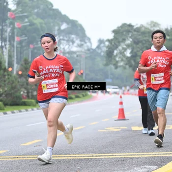 Runner Photo 7036292