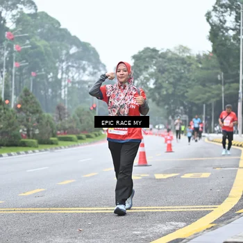 Runner Photo 7036304