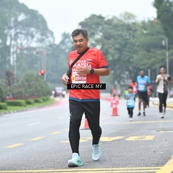 Runner Photo 7036320