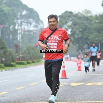 Runner Photo 7036322