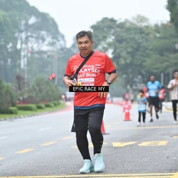 Runner Photo 7036327