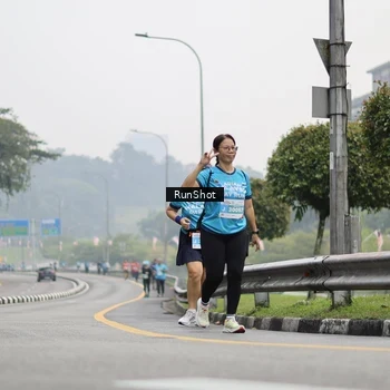 Runner Photo 7036390