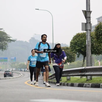 Runner Photo 7036393