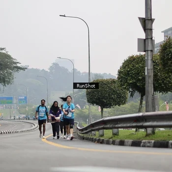 Runner Photo 7036394