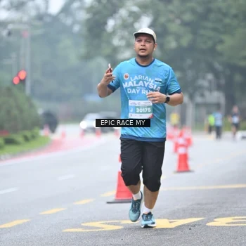 Runner Photo 7036413