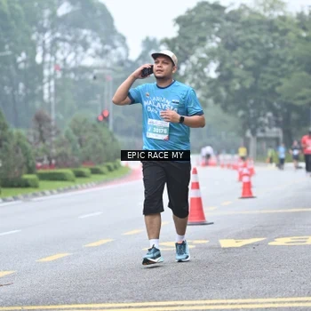 Runner Photo 7036421
