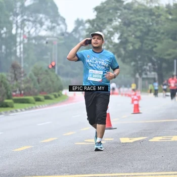Runner Photo 7036424