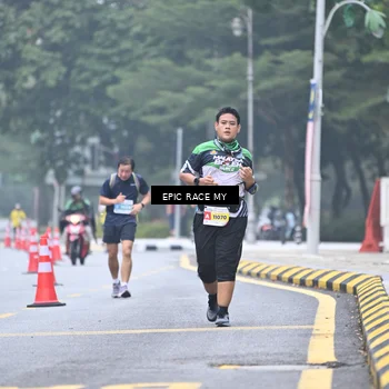 Runner Photo 7036464