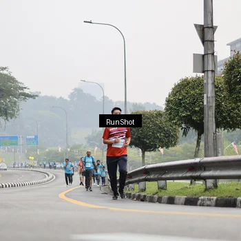 Runner Photo 7036466