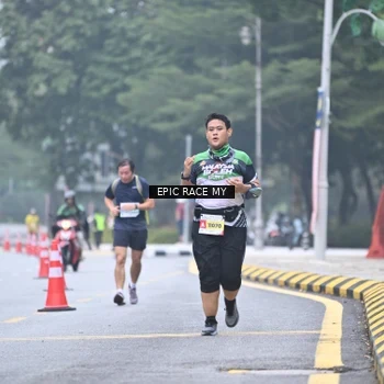 Runner Photo 7036483