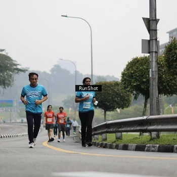 Runner Photo 7036484