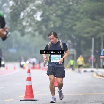Runner Photo 7036503