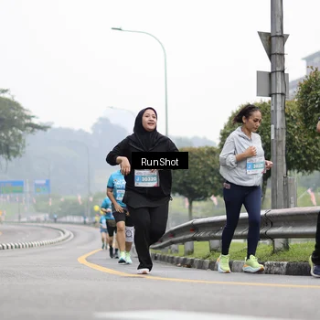 Runner Photo 7036521