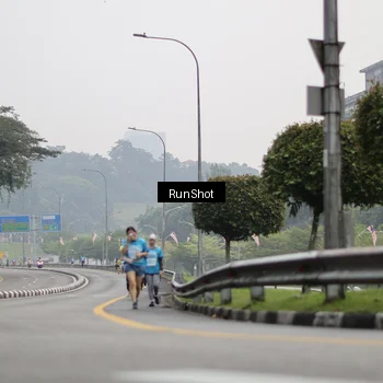 Runner Photo 7036522