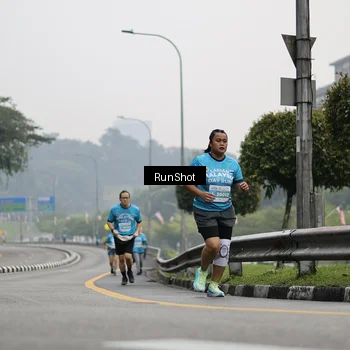 Runner Photo 7036524