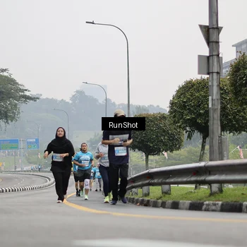 Runner Photo 7036528