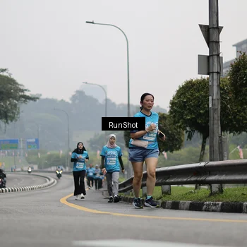 Runner Photo 7036531