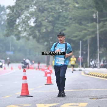 Runner Photo 7036534