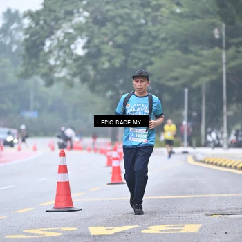 Runner Photo 7036538