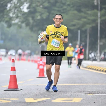 Runner Photo 7036563