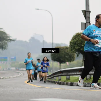 Runner Photo 7036565