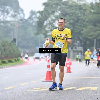 Runner Photo 7036574