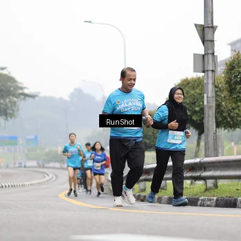 Runner Photo 7036581