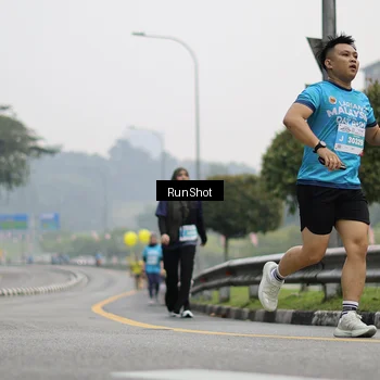 Runner Photo 7036583