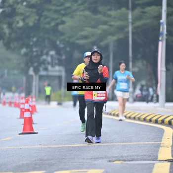 Runner Photo 7036587
