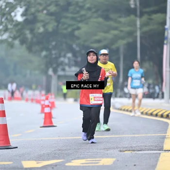 Runner Photo 7036599