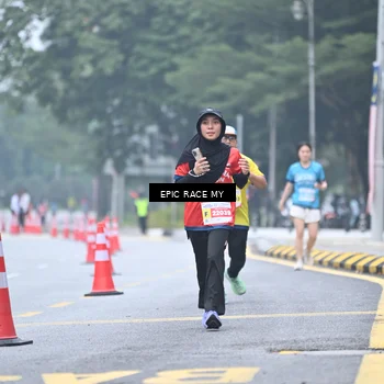 Runner Photo 7036602