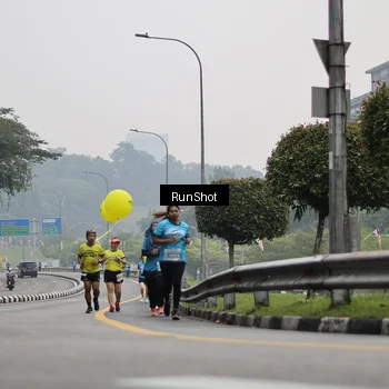 Runner Photo 7036619