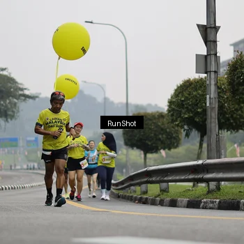 Runner Photo 7036623