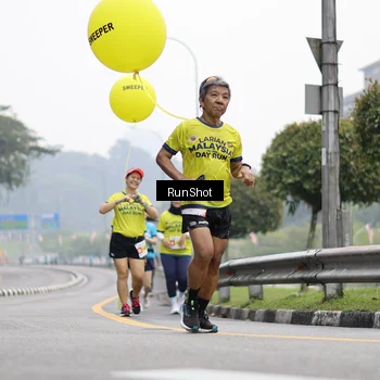Runner Photo 7036626