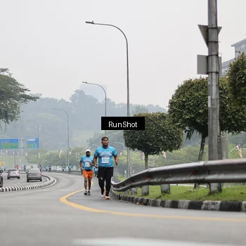 Runner Photo 7036641