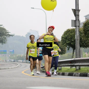 Runner Photo 7036643