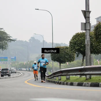 Runner Photo 7036655